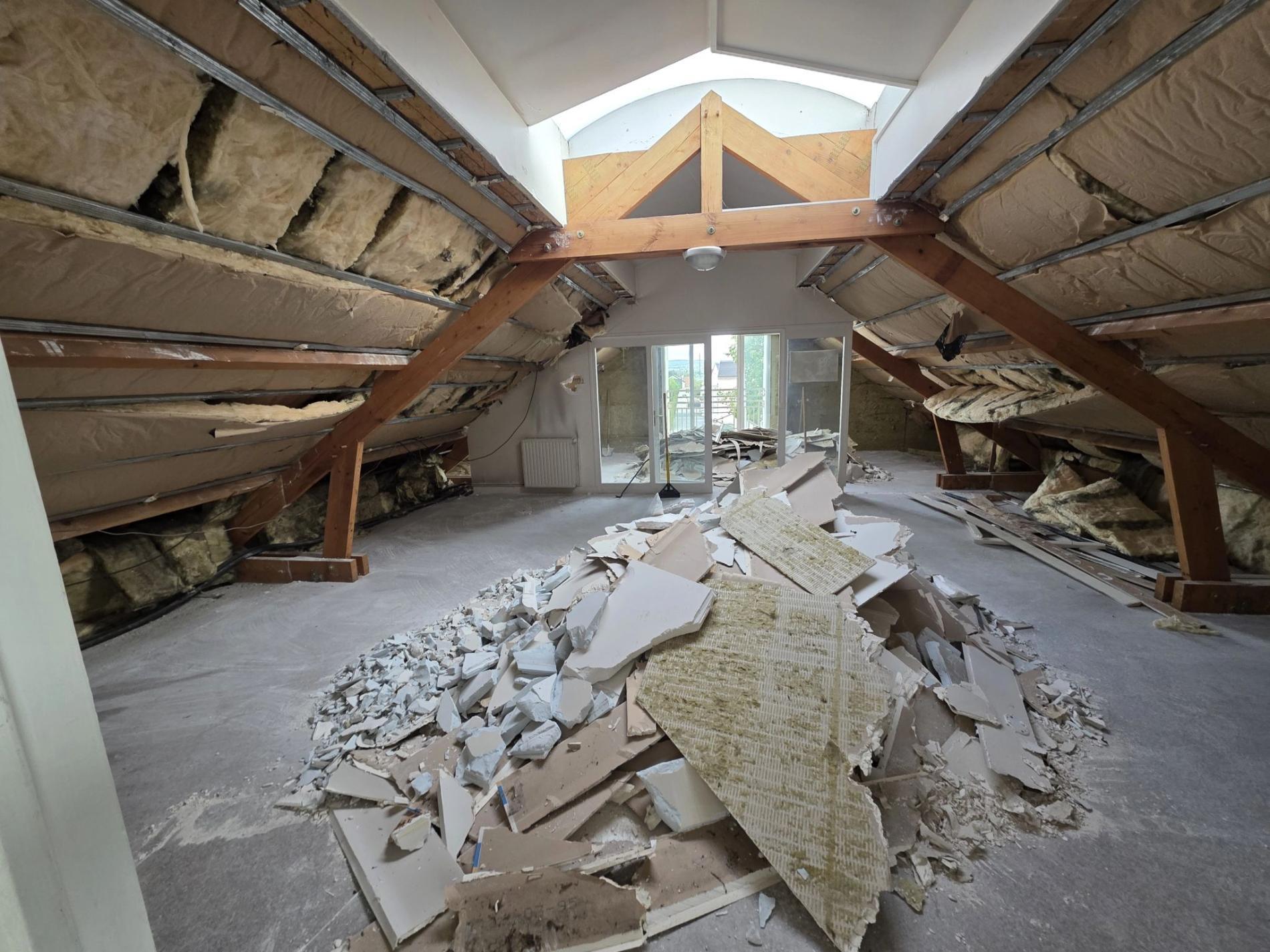 Chantier en cours &agrave; M&eacute;zi&egrave;res-sur-Seine (78)