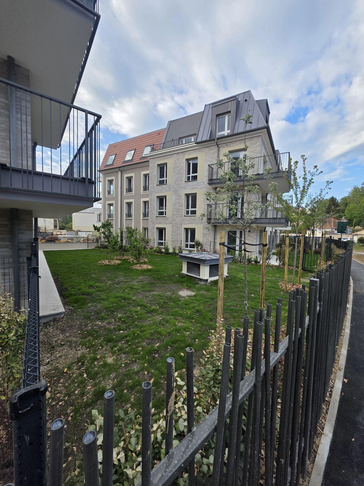 📍 Fin de chantier &agrave; Hadricourt (78) &ndash; Lot VRD & Espaces Verts 🌿🚧