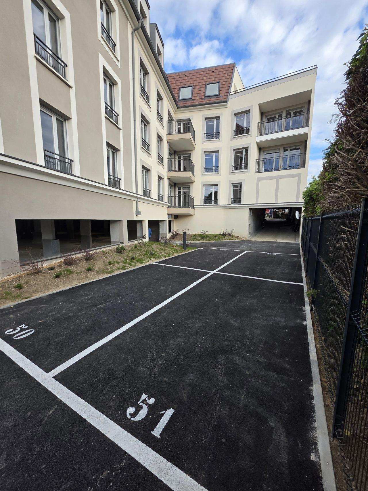 📍 Fin de chantier &agrave; Hadricourt (78) &ndash; Lot VRD & Espaces Verts 🌿🚧