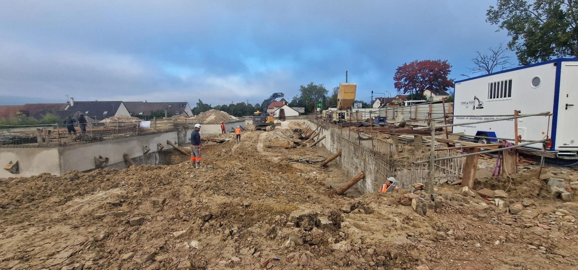 Chantier &agrave; Issou, 78