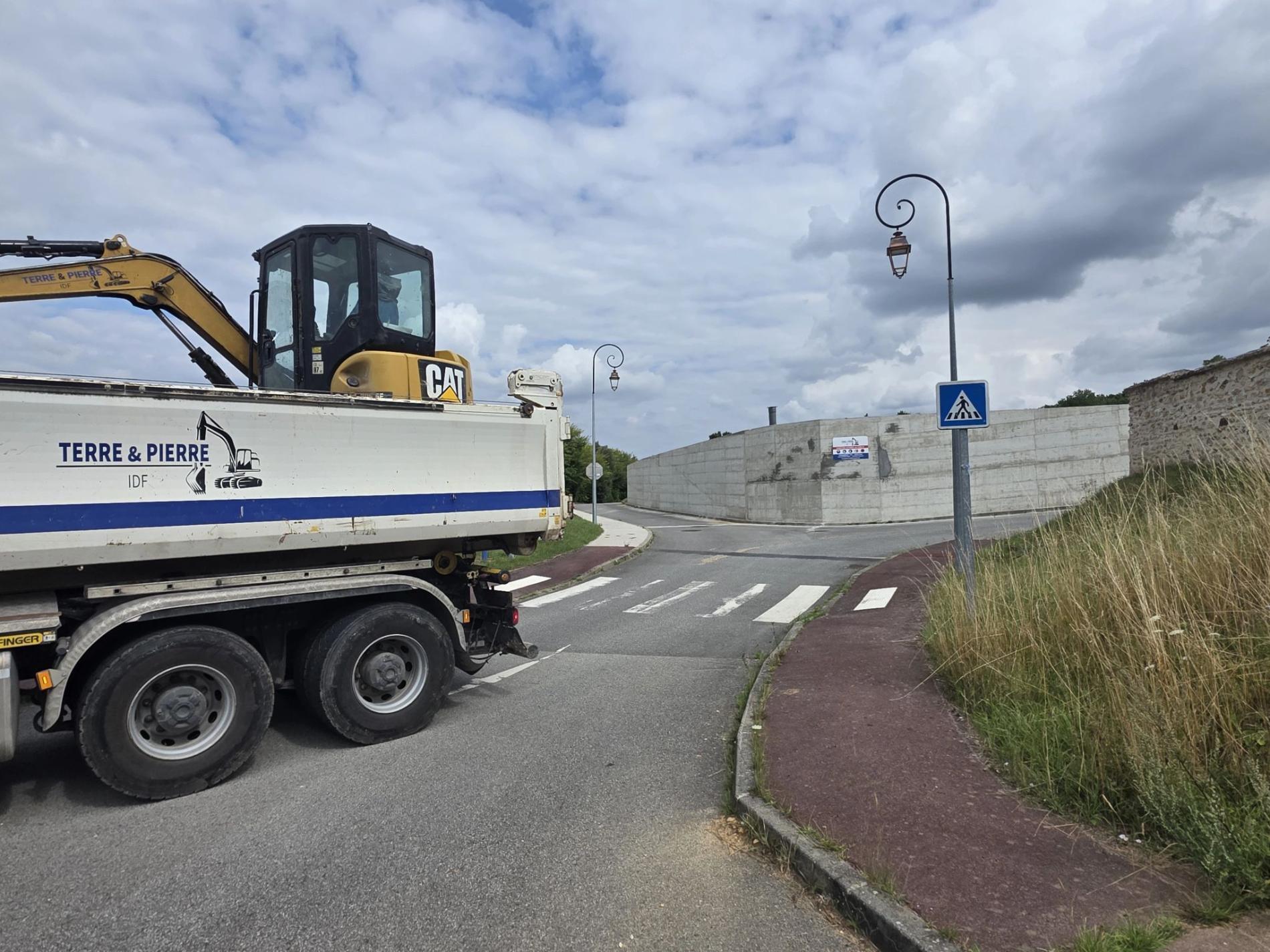 Premi&egrave;re phase termin&eacute;e &agrave; Thoiry (78)