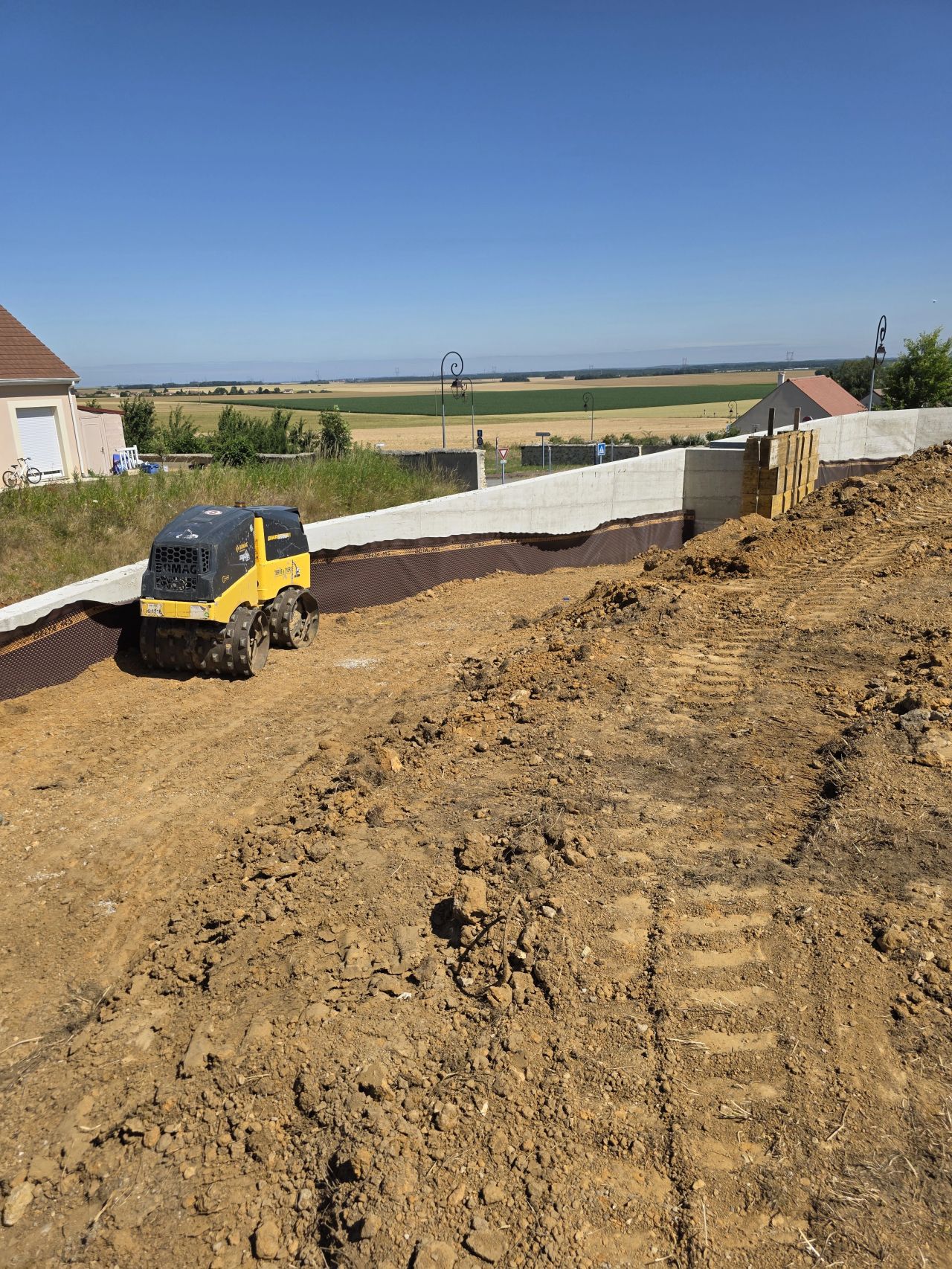 Premi&egrave;re phase termin&eacute;e &agrave; Thoiry (78)